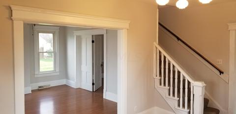 332 E William St, Delaware, OH 43015 photo 4