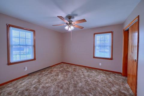 300 Sunset Dr, Circleville, OH 43113 photo 17