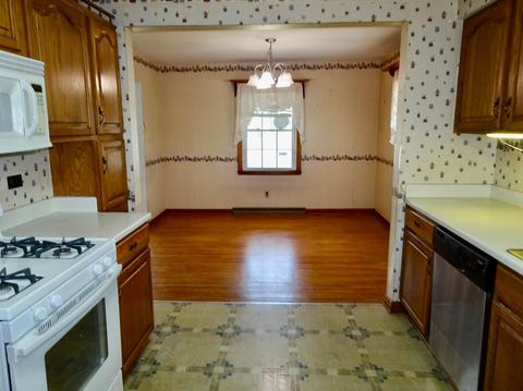 300 Sunset Dr, Circleville, OH 43113 photo 10