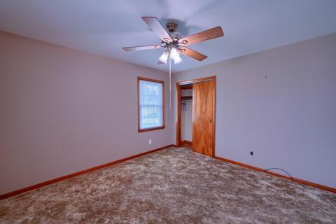 300 Sunset Dr, Circleville, OH 43113 photo 18