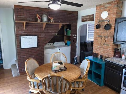 172 E William St, Delaware, OH 43015 photo 7