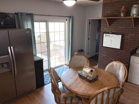172 E William St, Delaware, OH 43015 photo 8