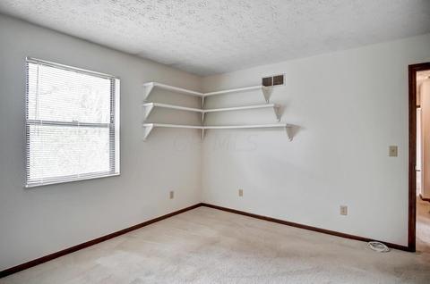 7008 Carrick Ct, Dublin, OH 43017 photo 23