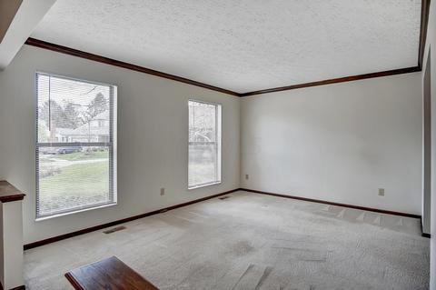 7008 Carrick Ct, Dublin, OH 43017 photo 3