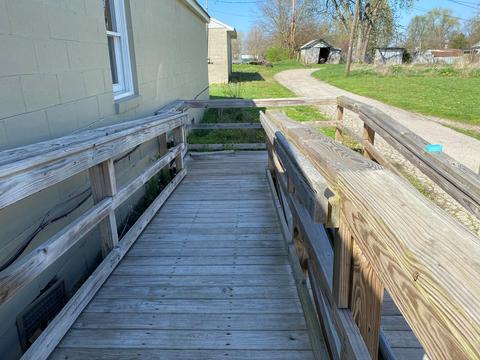 386 Weldon Ave, Circleville, OH 43113 photo 4
