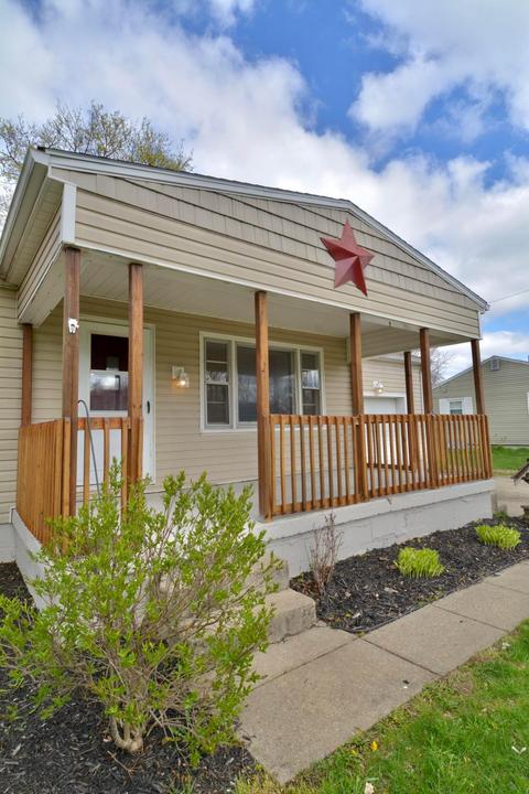 809 Crescent Dr, Heath, OH 43056 photo 3