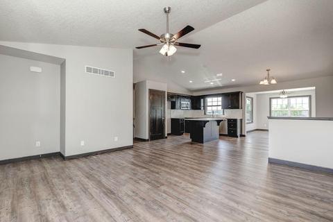 2161 Morgan Run, Newark, OH 43055 photo 2