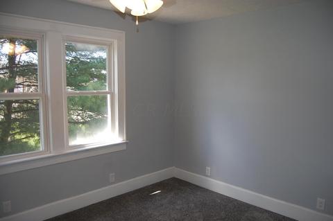 527 E Main St, Logan, OH 43138 photo 25