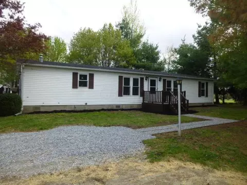 155 Gumley Rd, Blanchester, OH 45107 photo 2