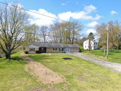 3423 Troy Rd, Springfield, OH 45504 photo 3