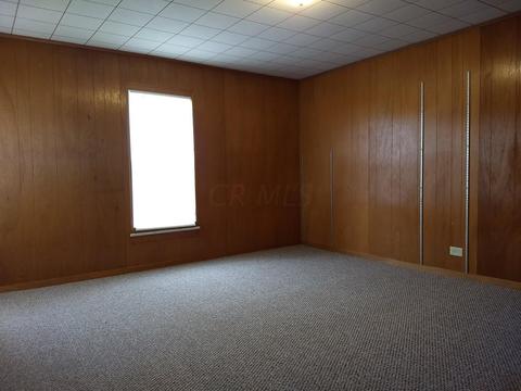 364 N Isabella St, Springfield, OH 45504 photo 17