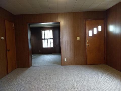 364 N Isabella St, Springfield, OH 45504 photo 3