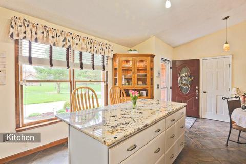 10 Ridgeway Ct, Howard, OH 43028 photo 14