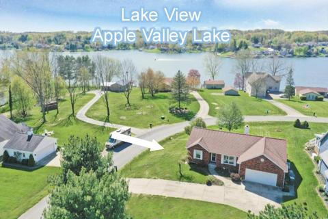 10 Ridgeway Ct, Howard, OH 43028 photo 1