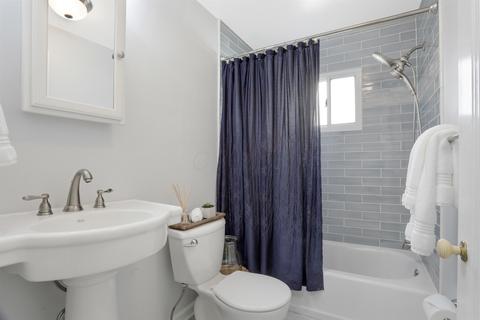 192 E Beechwold Blvd, Columbus, OH 43214 photo 14