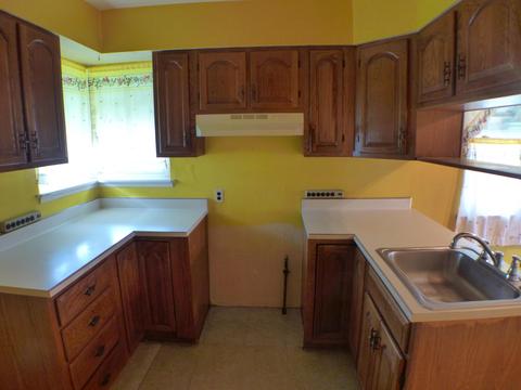 799 E Front St, Logan, OH 43138 photo 13