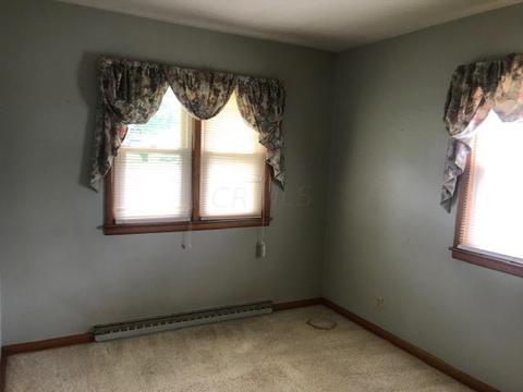 230 Sunset Dr, Circleville, OH 43113 photo 9