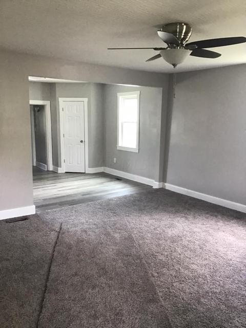 207 W Mill St, Circleville, OH 43113 photo 3