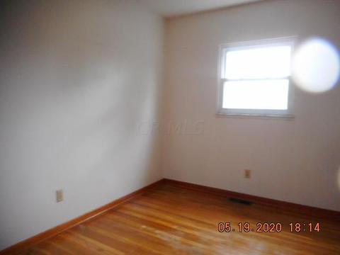 3701 Beechton Rd, Columbus, OH 43232 photo 7