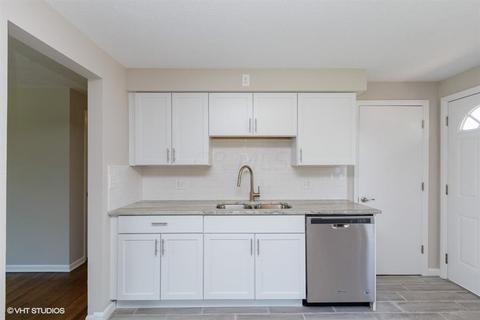 4792 Harbor Blvd, Columbus, OH 43232 photo 14
