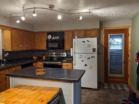 1810 Cheviot Hills Dr, Springfield, OH 45505 photo 2