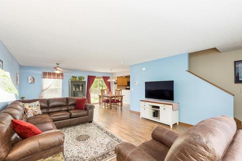 281 Stonemast Loop, Pataskala, OH 43062 photo 4
