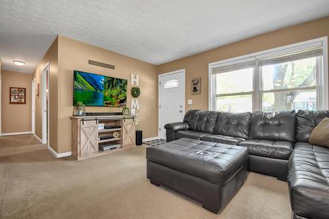 183 Crestview Dr, Johnstown, OH 43031 photo 5