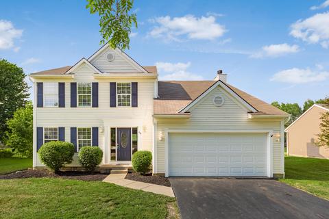 68 Brooksedge Dr E, Pataskala, OH 43062 photo 1