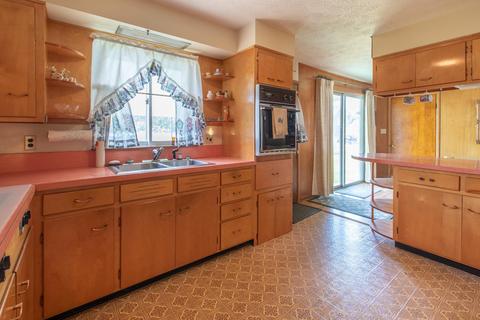 415 Brown St, Circleville, OH 43113 photo 13