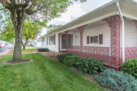 415 Brown St, Circleville, OH 43113 photo 3