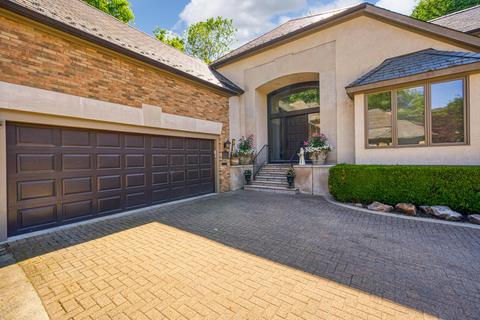 13 Lyonsgate, Bexley, OH 43209 photo 2