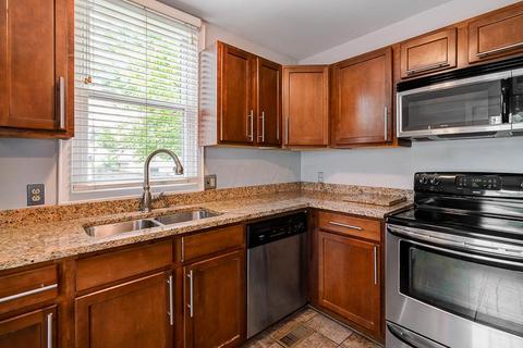 330 E Markison Ave, Columbus, OH 43207 photo 10