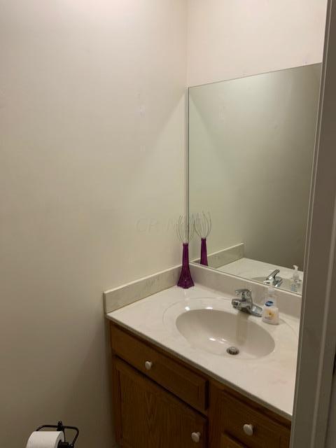 649 W Front St, Logan, OH 43138 photo 9