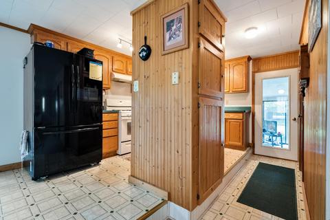 325 Ray Ave, Circleville, OH 43113 photo 12