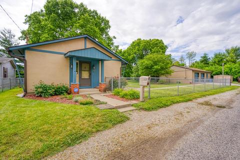 325 Ray Ave, Circleville, OH 43113 photo 2