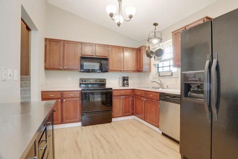 562 Thistle Dr, Delaware, OH 43015 photo 8