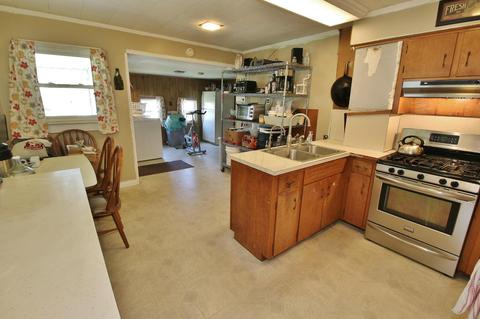 1007 Main St, Dresden, OH 43821 photo 7