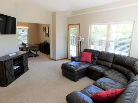 482 Ivyside Sq, Westerville, OH 43082 photo 5