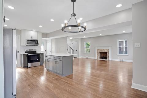 930 Berkeley Rd, Columbus, OH 43206 photo 5