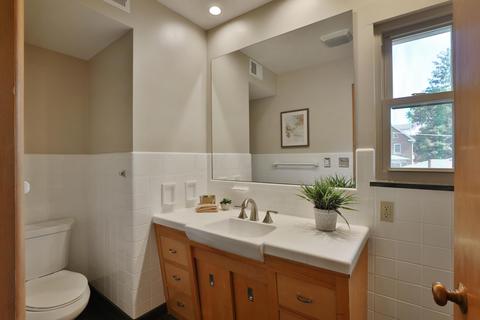 2640 E Broad St, Bexley, OH 43209 photo 38
