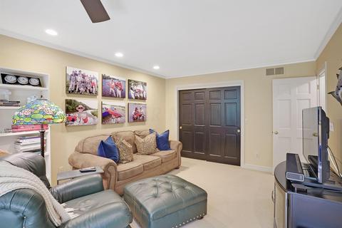 319 Delegate Dr, Columbus, OH 43235 photo 45