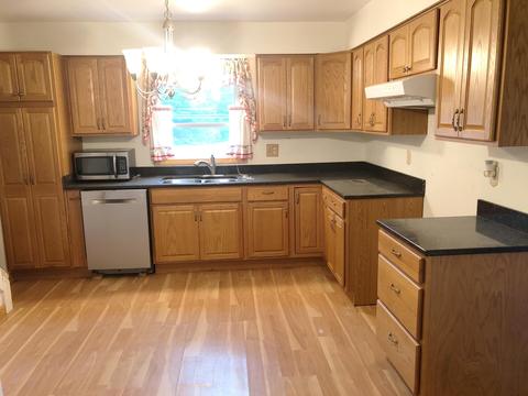 5081 E County Line Rd, Springfield, OH 45502 photo 2