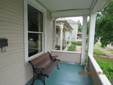 59 E 2nd St, Logan, OH 43138 photo 4