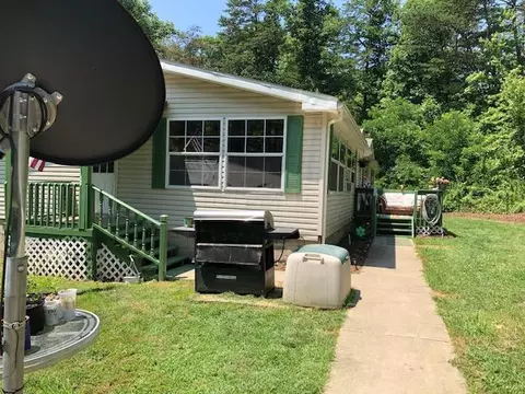 18883 Griffith Rd, Logan, OH 43138 photo 2