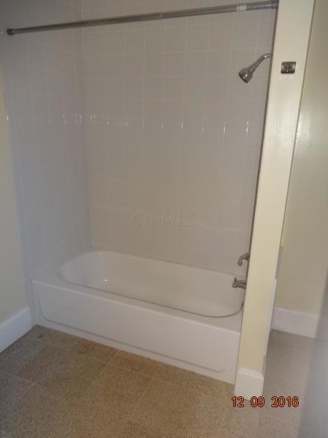 1400 E Weber Rd, Columbus, OH 43211 photo 11
