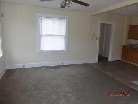 1400 E Weber Rd, Columbus, OH 43211 photo 3
