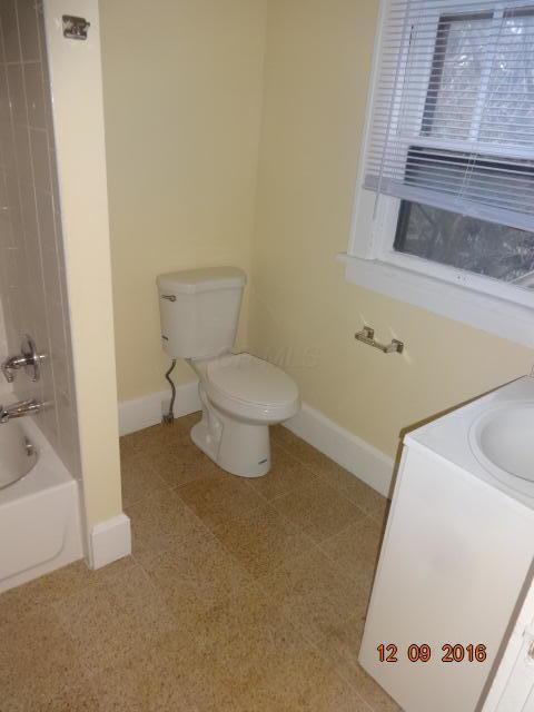 1400 E Weber Rd, Columbus, OH 43211 photo 10