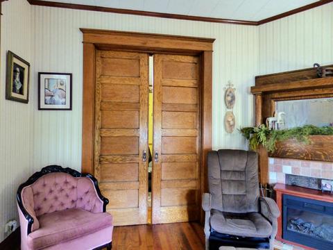 202 E 2nd St, Logan, OH 43138 photo 8