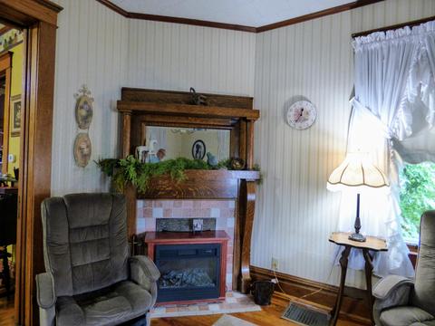 202 E 2nd St, Logan, OH 43138 photo 7