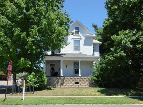 202 E 2nd St, Logan, OH 43138 photo 1
